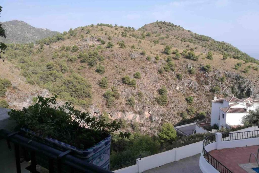 Precioso Apartamento De Dos Plantas Con Vistas Frigiliana Ngoại thất bức ảnh