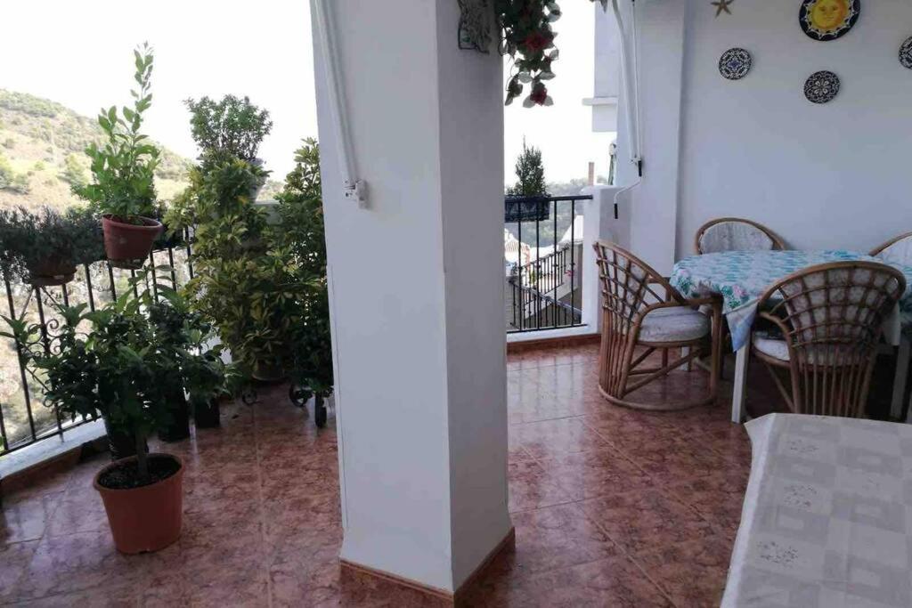 Precioso Apartamento De Dos Plantas Con Vistas Frigiliana Ngoại thất bức ảnh
